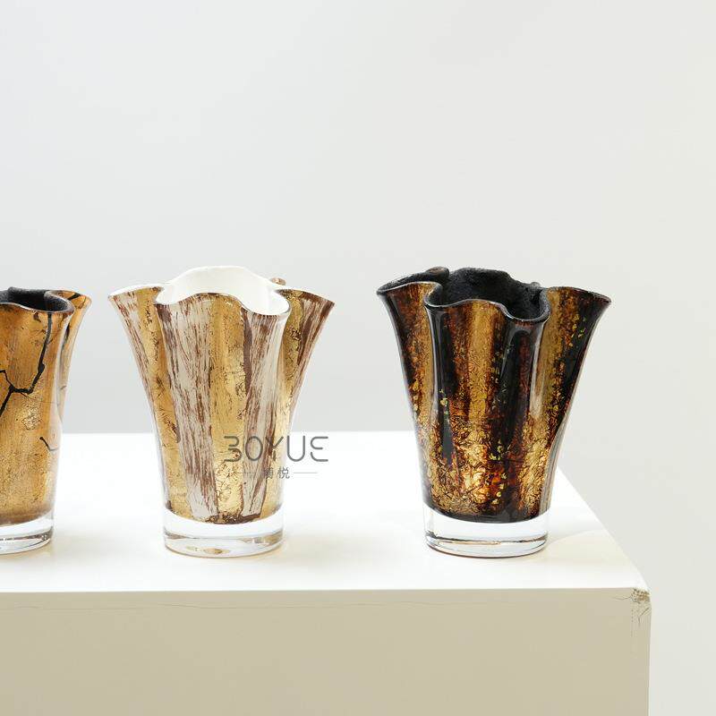 中古风色金黑箔花瓣口琉璃迷你180182花瓶样板间厅花软装干饰金色