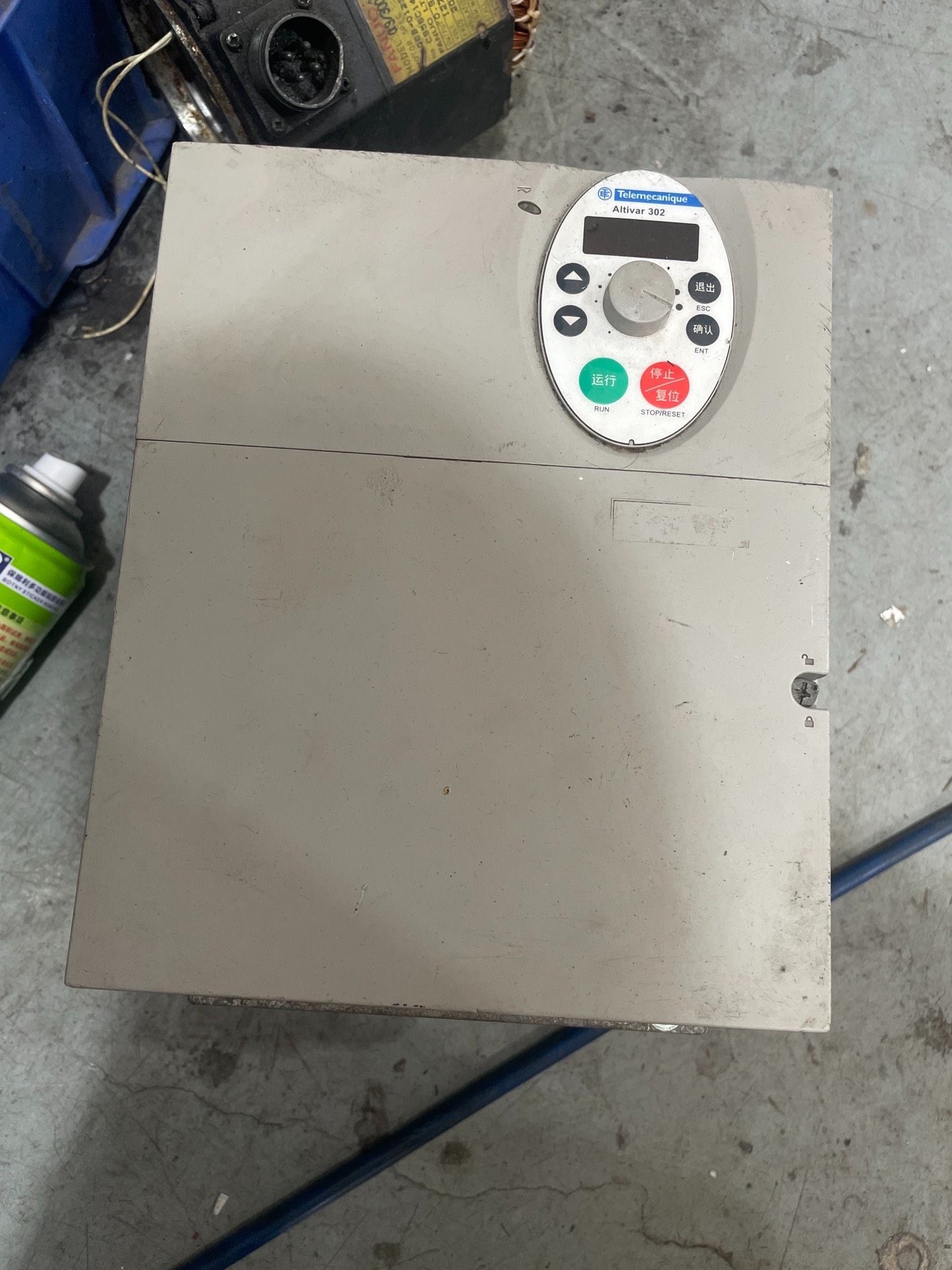 施耐德变频器ATV302HU75N4 测试好7.5KW 38