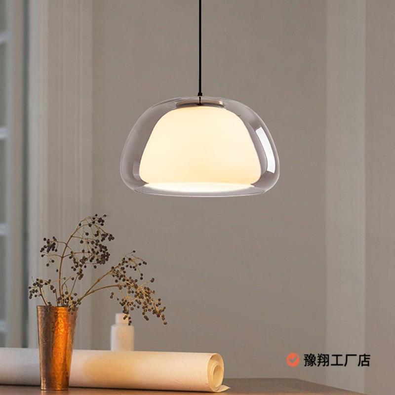 丹麦果冻餐厅网红吊灯设计师北欧简约奶油风单头网红餐桌玻璃灯具