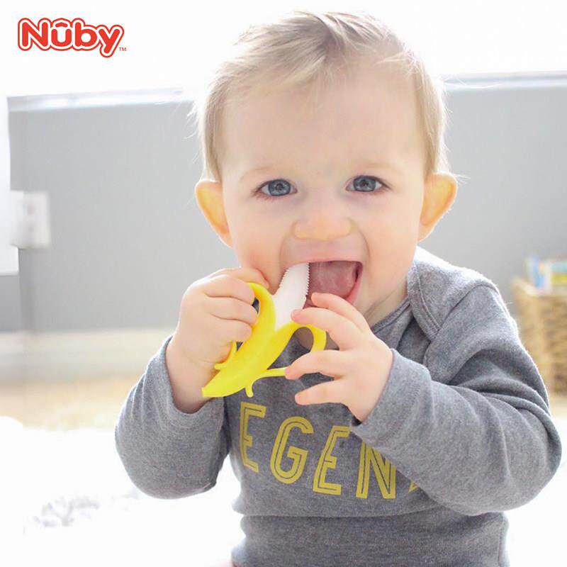 Nuby香蕉牙软硅胶舒缓宝宝咀嚼胶防啃手宝宝易握出牙胶