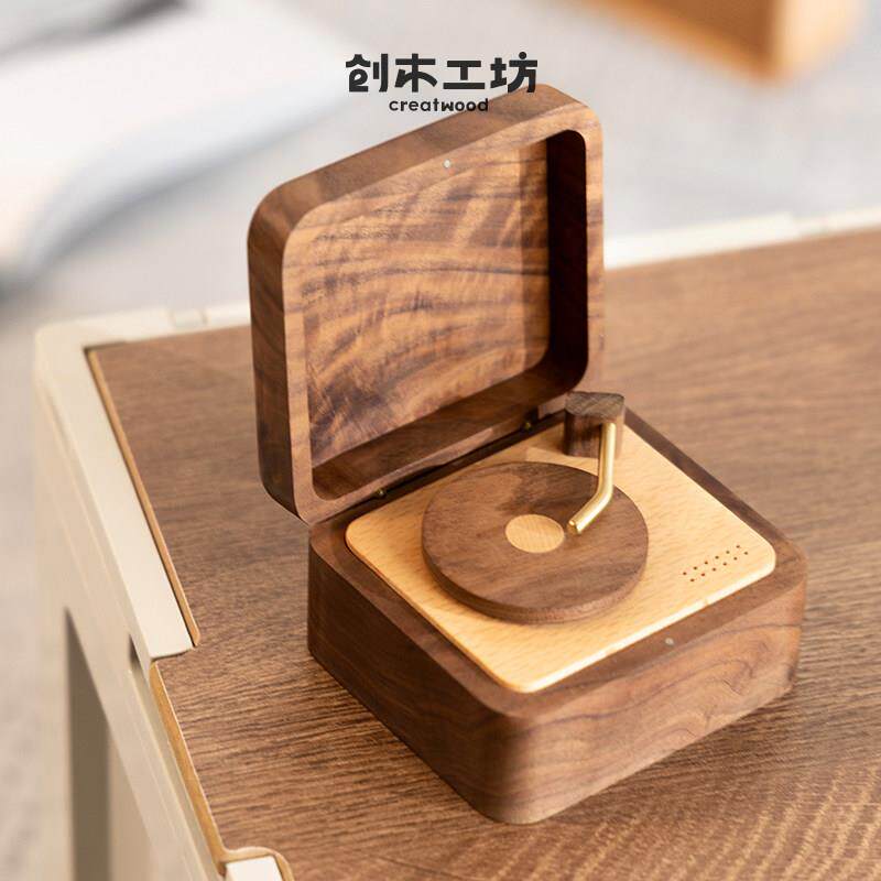 黑胶唱片机八音盒/创木工坊木质留声机音乐盒送男女朋友礼物定制