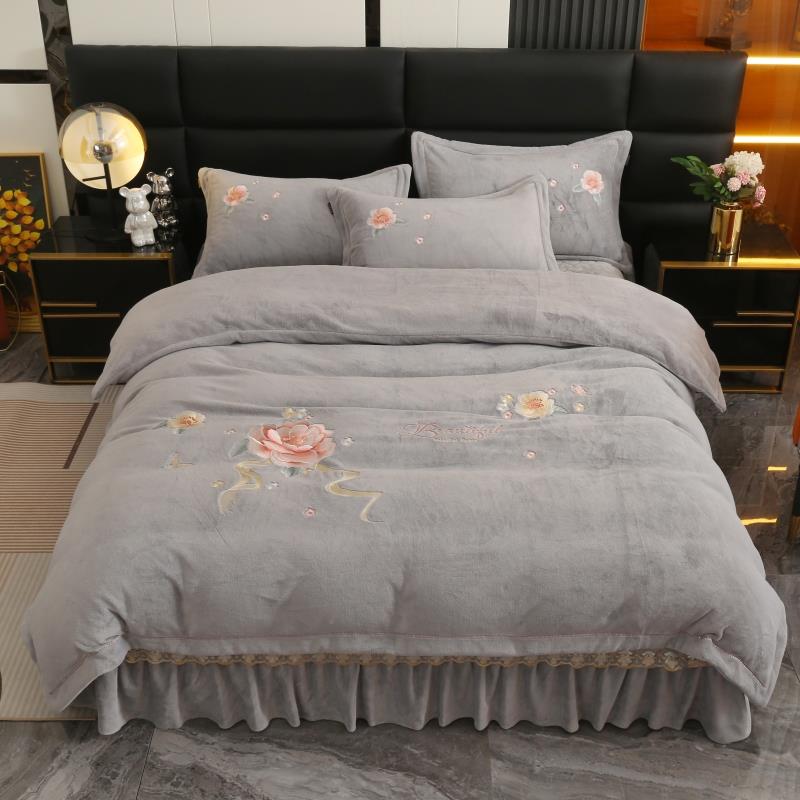 高档高冬季档刺绣牛奶绒四件套床面珊瑚绒加厚短毛绒1.双8m上加绒