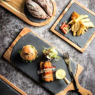 牛排餐盘木质家用日式岩石盘方形西餐小吃点心餐具披萨木板托盘子