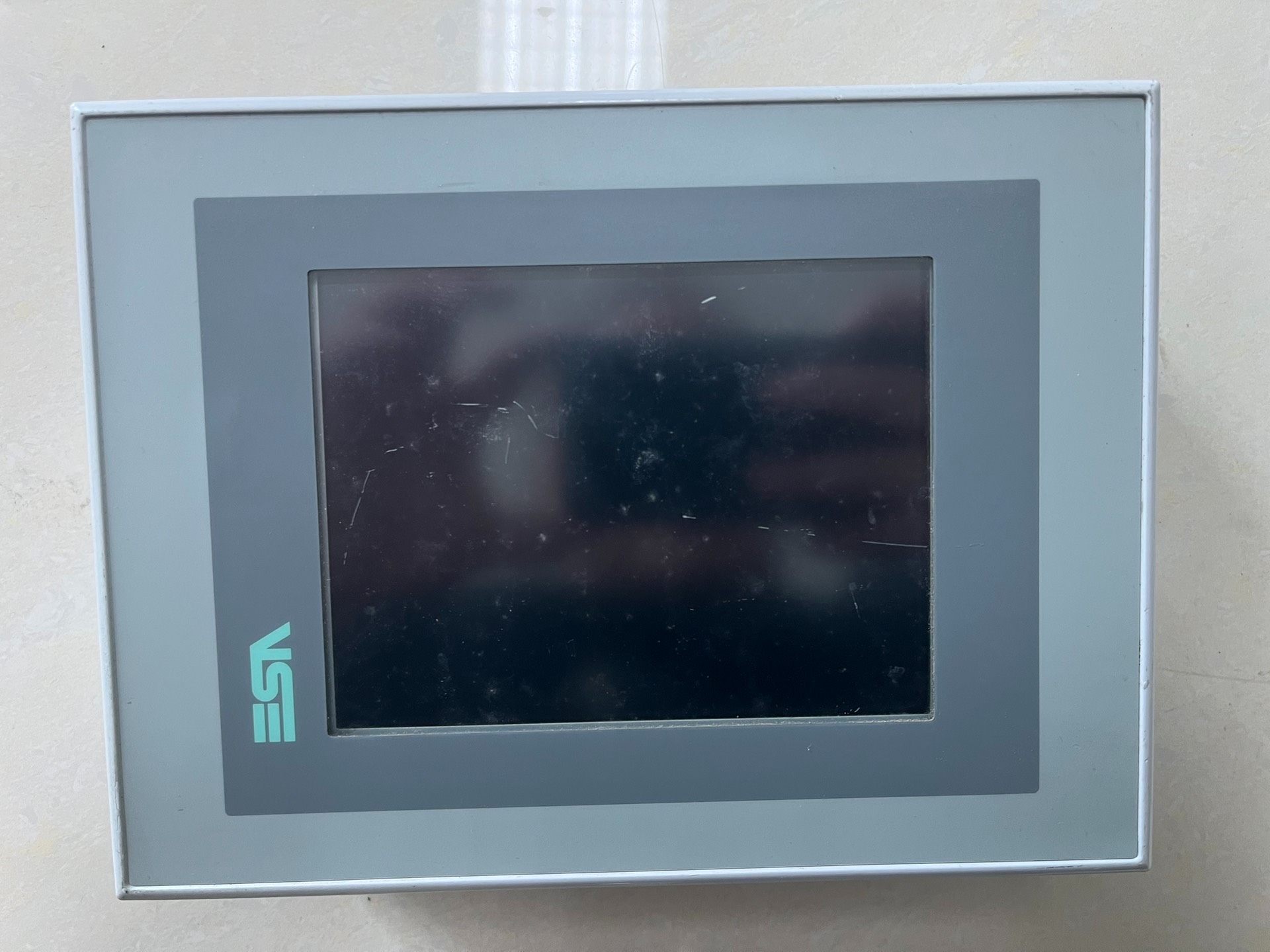 ESA触摸屏IT105T0101 实物图功能正常