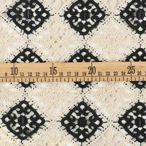 色股线钩花布E14402法双镂式空绣布花料