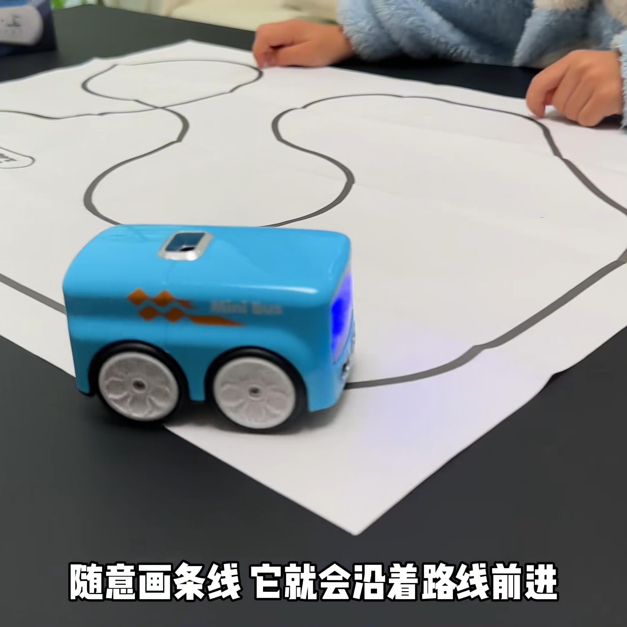 玩具3-6岁儿童玩具跨境智能遥控感应车迷你桌面手势避障跟随小巴