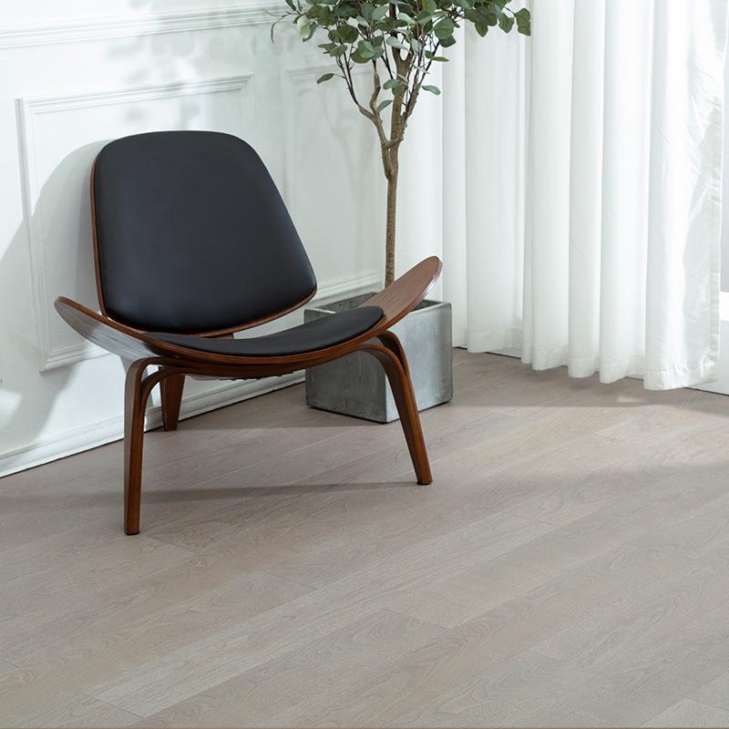 卧室新中式家装轻奢北美黑胡桃木复合地板三层实木地板