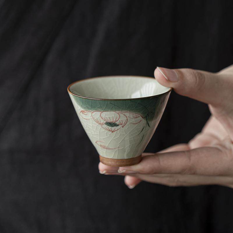 釉下彩手绘品茗杯复古哥窑荷花斗笠杯单个单杯陶瓷主人杯功夫茶杯