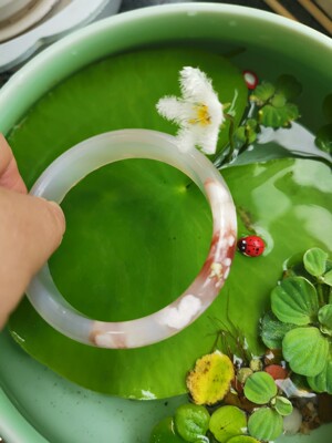 浓墨玛瑙手镯怎么样,优缺点秘密解说,幸好看了!