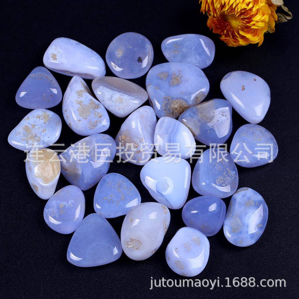 天然蓝玉髓大颗粒滚石摆件蓝纹玛瑙石蕾丝玛瑙盆景鱼缸石儿童淘矿