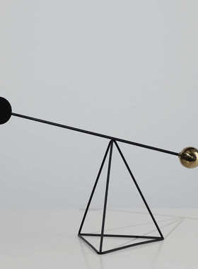 现代简约抽象艺术摆件样板间客厅电视柜酒柜书房小众家居软装饰品