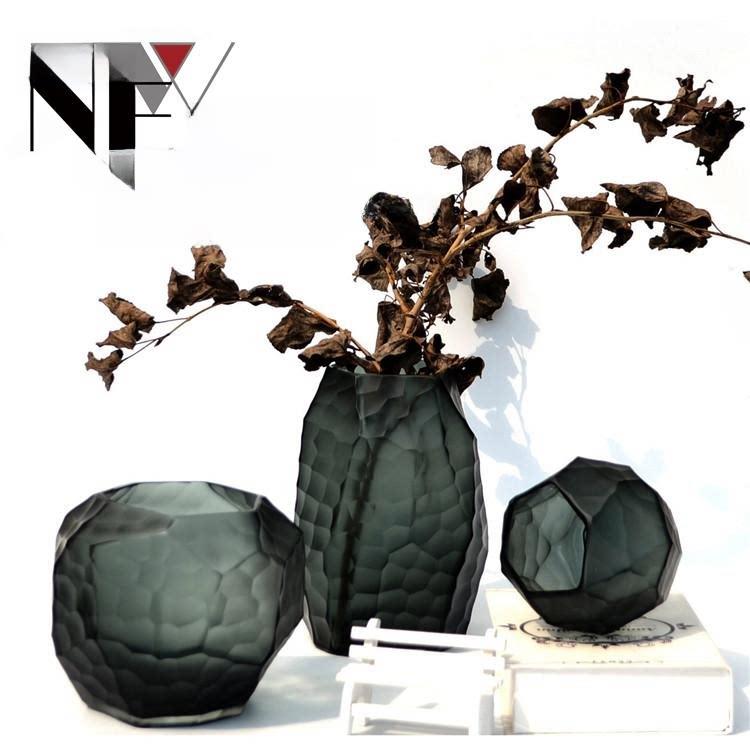 采购产品欧洲模型房间装饰,插花,彩色玻璃花瓶,创意客厅干花,