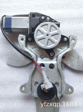 广汽日野700车门玻璃升降器成左驾驶室NP11C总684H70040-1060IO