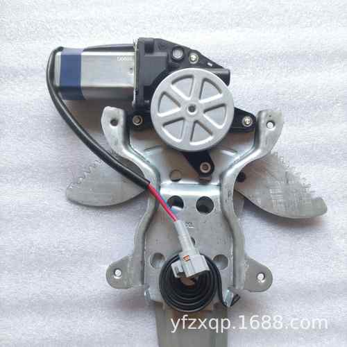 广汽日野700车门玻璃升降器成左驾驶室NP11C总684H70040-1060IO