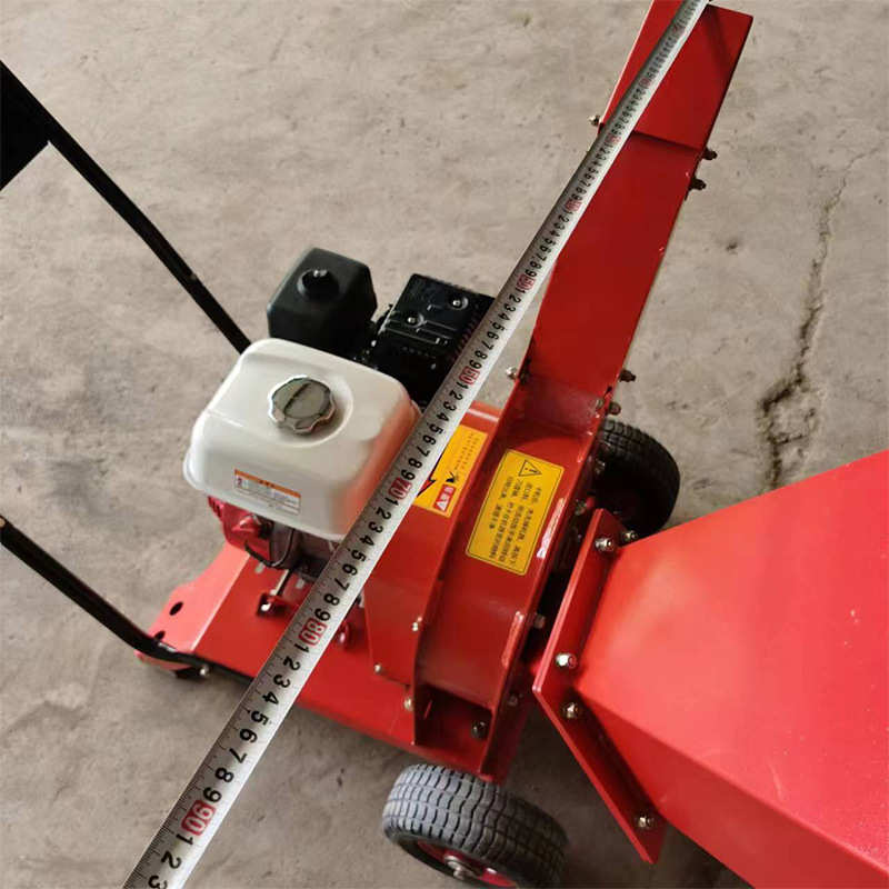 绿化果园木材树枝粉碎机秸秆农机园林厂家现货移动式修剪粉碎机