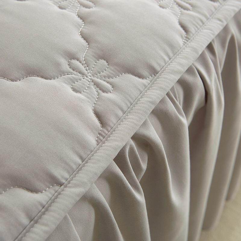 爆款亲肤磨毛忘忧草43床罩床裙套三件防滑保床垫护罩四季款1.双8m