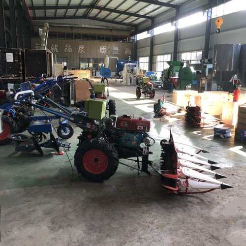 翻地机犁地开沟机 多功能微耕机旋耕机 小型四驱农用柴油耕地机