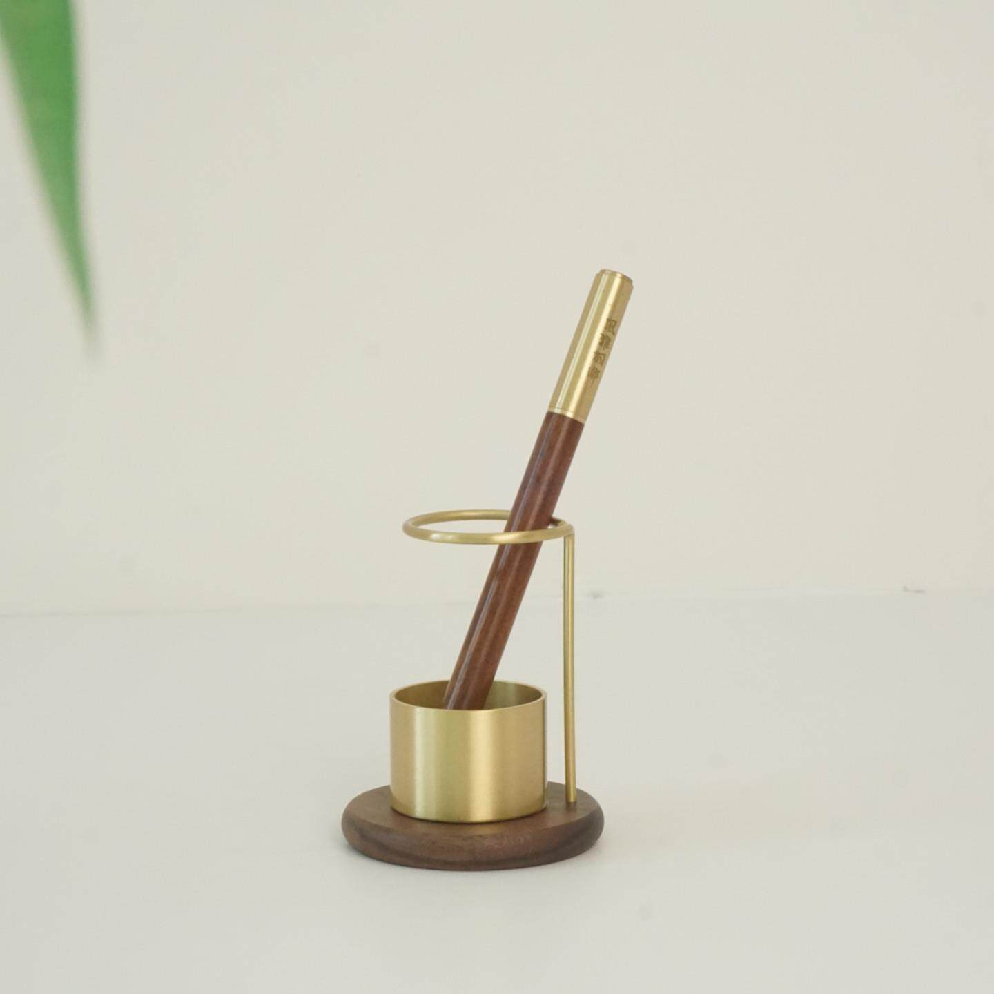 黑胡桃木黄铜笔筒办公桌桌面文具收纳盒高级感化妆笔刷筒装饰摆件