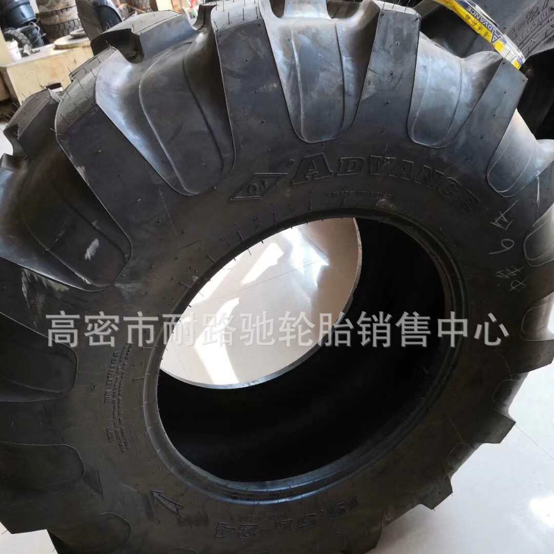 19.5L-24 16.9-28 12.5/80-18真空轮胎R-4两头忙铲车农业工程机械