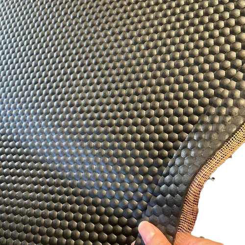 猪场橡胶防滑保育垫 伢猪橡胶垫 隔凉保温橡胶垫伢猪垫龟背纹橡胶