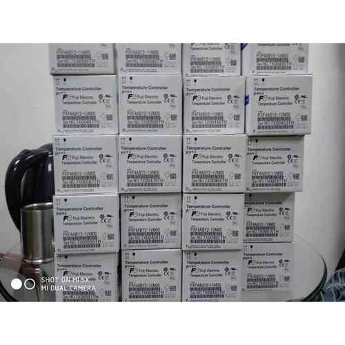 富士温控表PXF9ABY2-1WY00