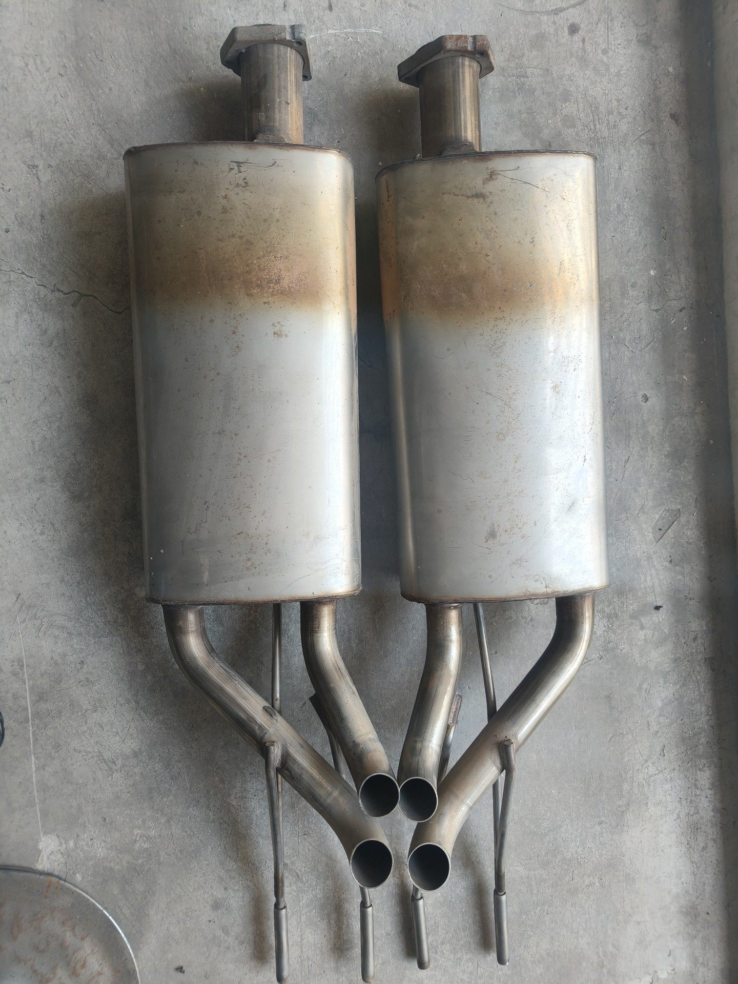 奔驰G500/A463原厂排气管一对，奔驰大G原厂排气管，型