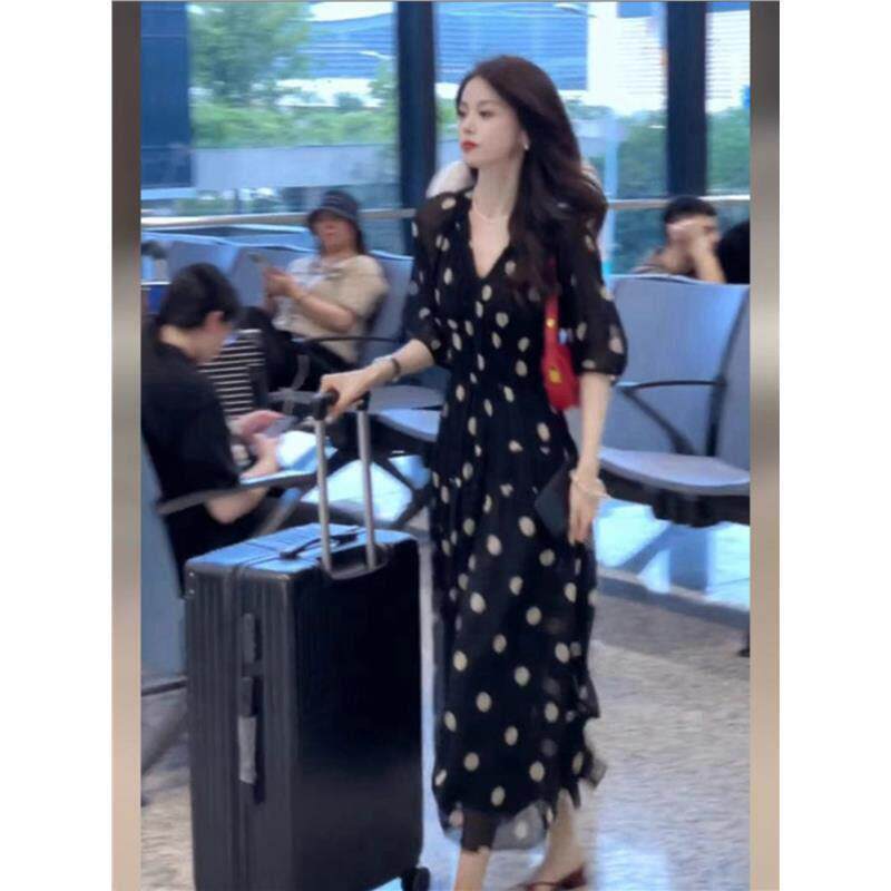 欧洲站夏季新款高级感气质V领长裙女神范收腰显瘦黑色波点洋装