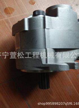 ZD220-3中联推土机配件TY220.49-7变速泵出油接头
