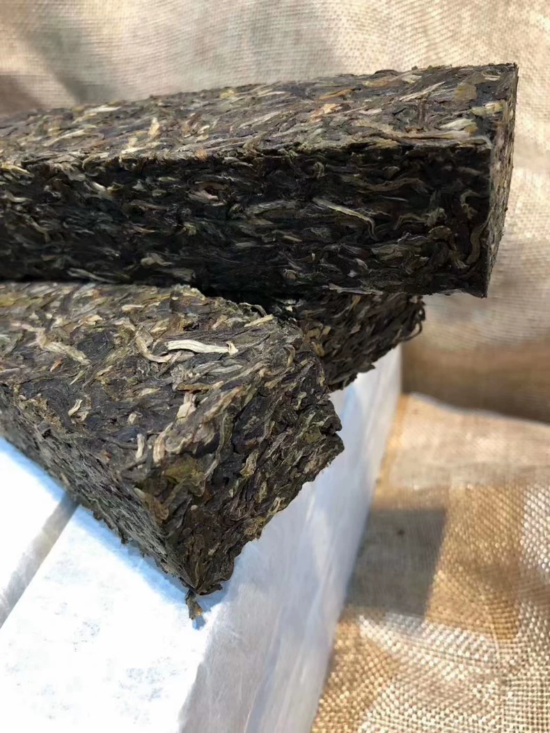 【極品好貨】2016年賀開古樹純料380年樹齡雲南普洱茶生茶老茶陳茶茶葉300克 普洱茶 BUASHOP普洱老茶