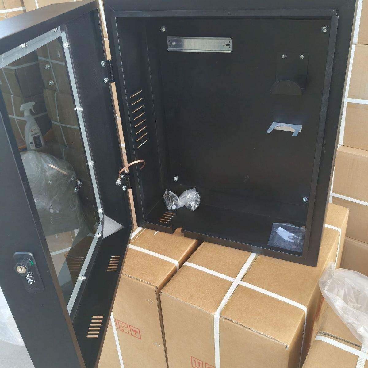 新能源汽车立充票电桩通保护箱三角黑色三角形用壁挂式柱式支持开
