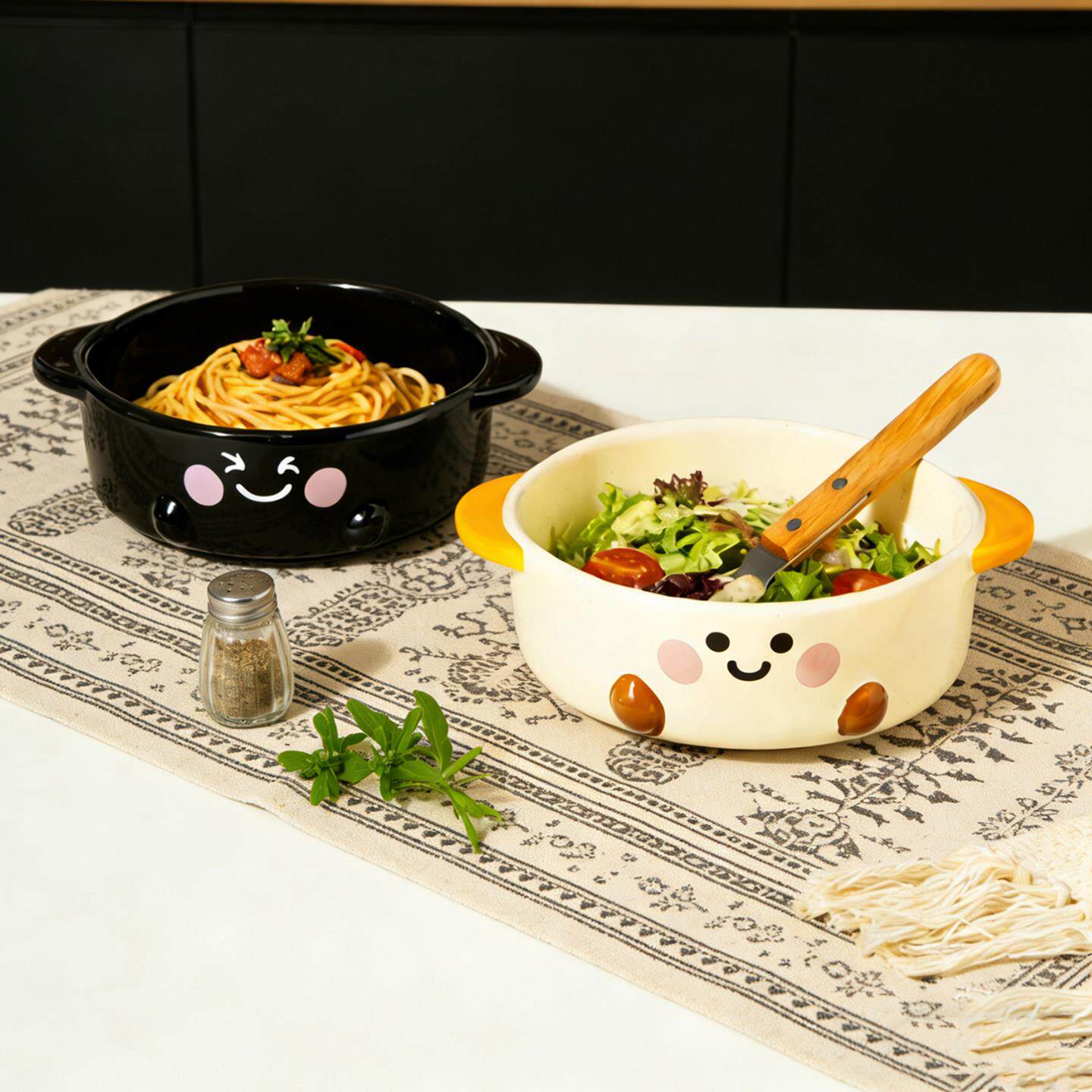 可爱饭碗陶瓷餐具卡通双耳面碗家用学生宿舍防烫沙拉碗情侣一人食
