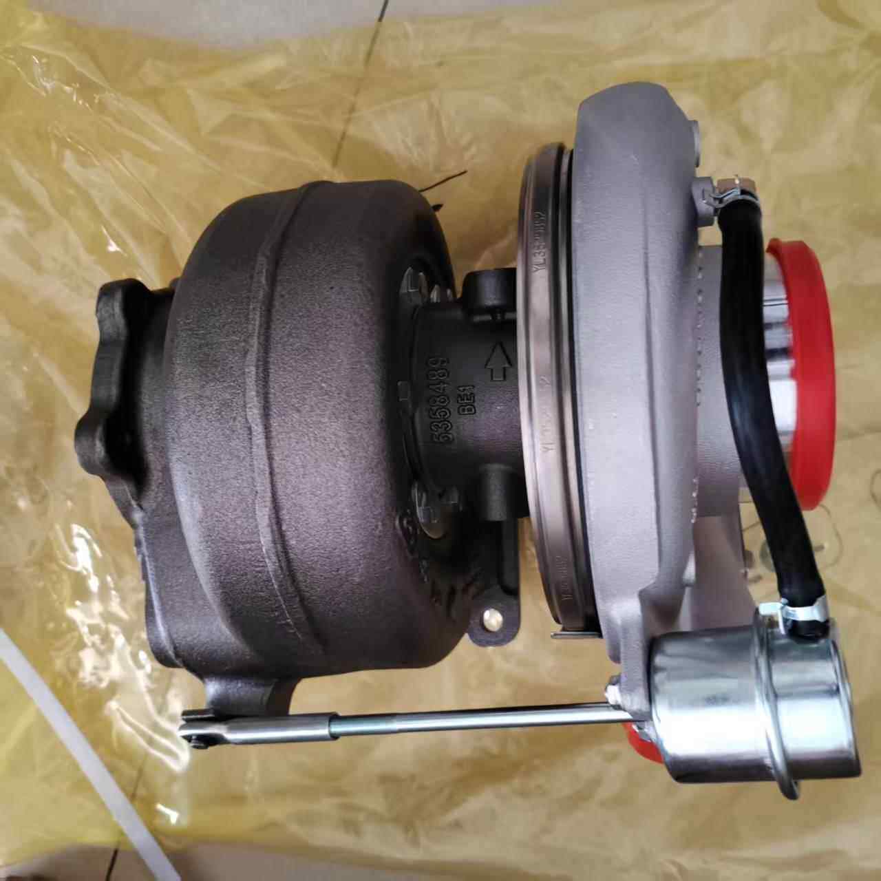 适用重汽豪沃曼汽车发动机增压器总成HE500WG 202V09100-7830