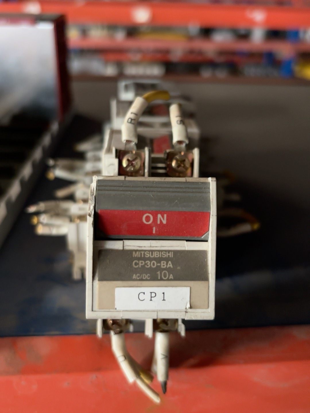 三菱断路器，空气开关