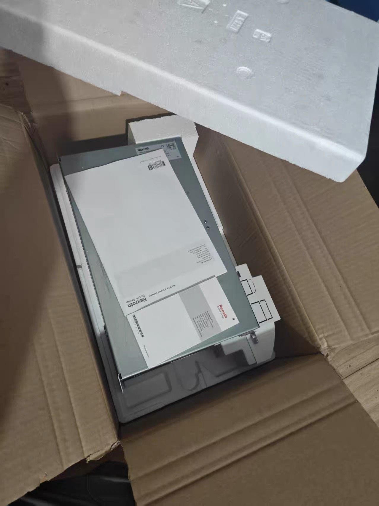 全新力士乐电源HMV01.1E-W0030-A-07-NNN