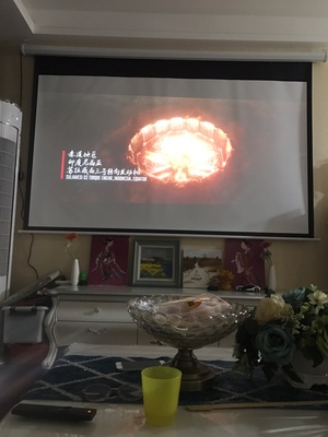 实力对比极米Z8X和坚果J6S哪个好，配置区别在哪里？