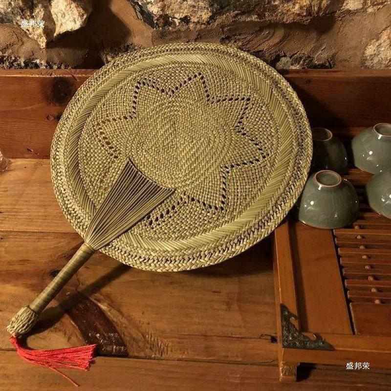 工厂直销宝宝儿童扇草月手摇草编蒲扇子古风手工编织纳凉岭根夏季