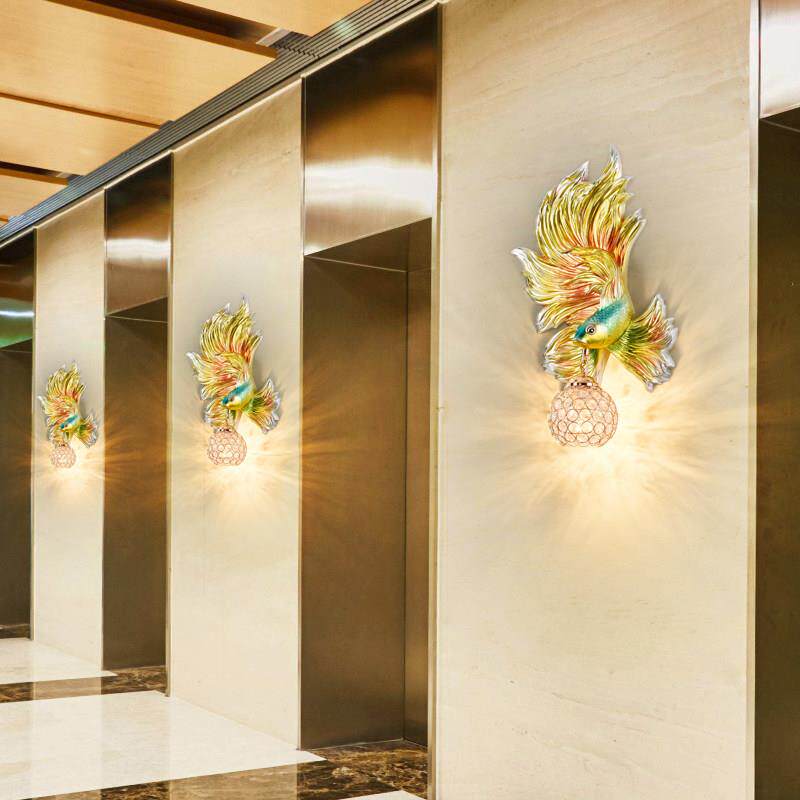 现代简约客厅电视墙装饰壁灯金鱼动物树脂创意儿童房过道玄关饰灯