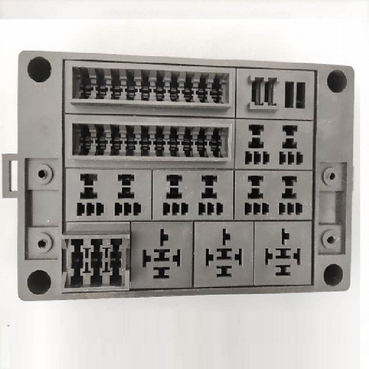 家直销1202-12G2路保厂险丝8路继机电器WLK保险丝座汽车发动控制