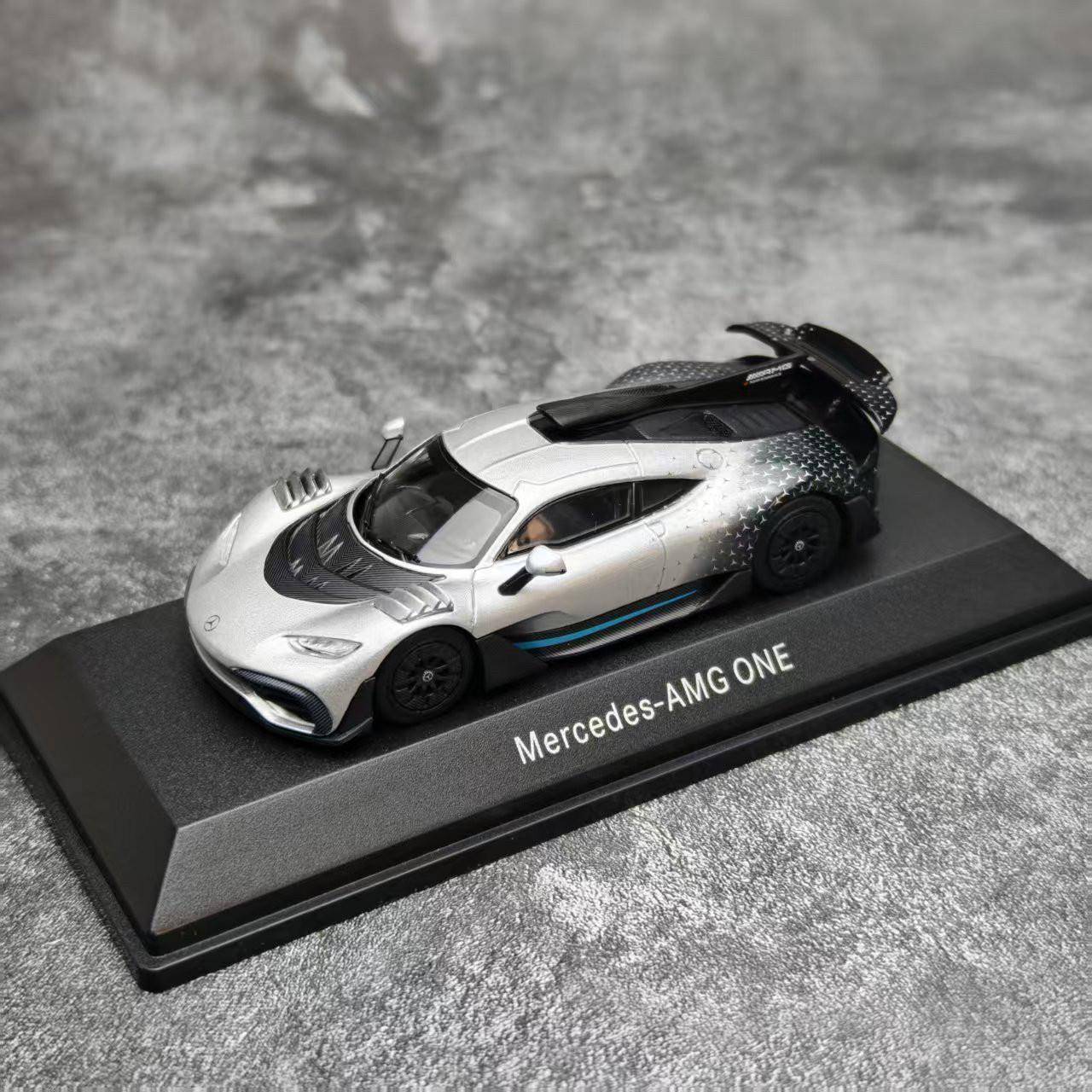 iScale 1/43 Mercedes Bezn AMG ONE 合金汽车模型