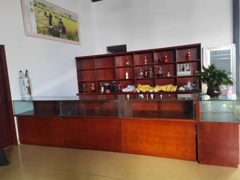 4月7日楚雄彝族自治州某公司破产财产（电子设备、办公家具和工具）网络拍卖公告