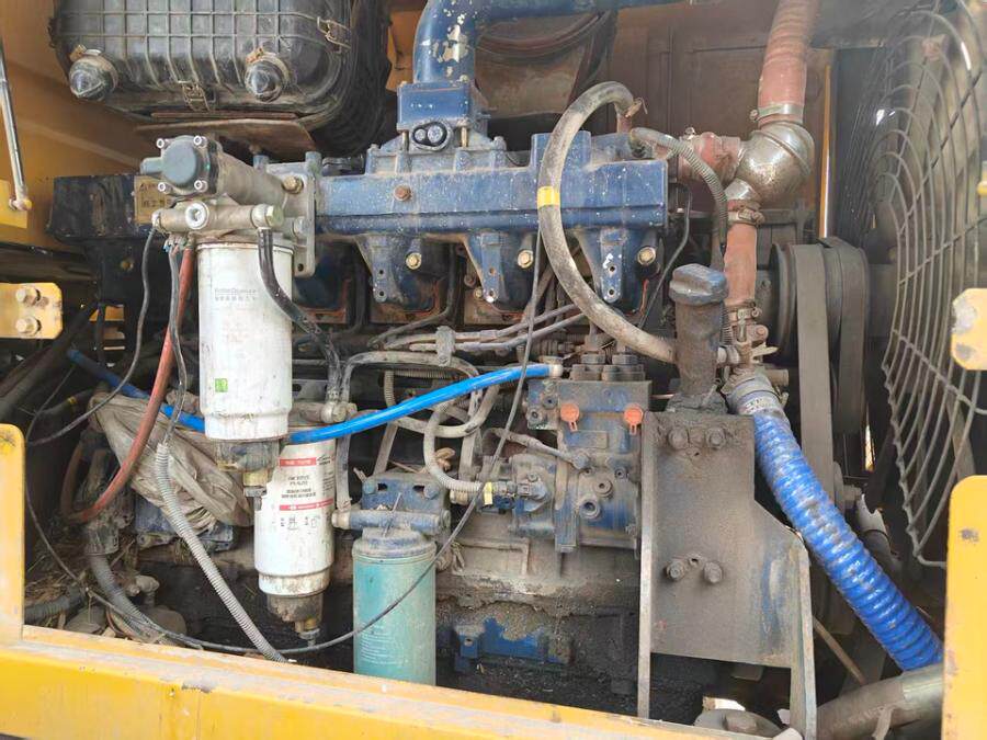 3月27日临汾某公司处置临工50装载机网络拍卖公告