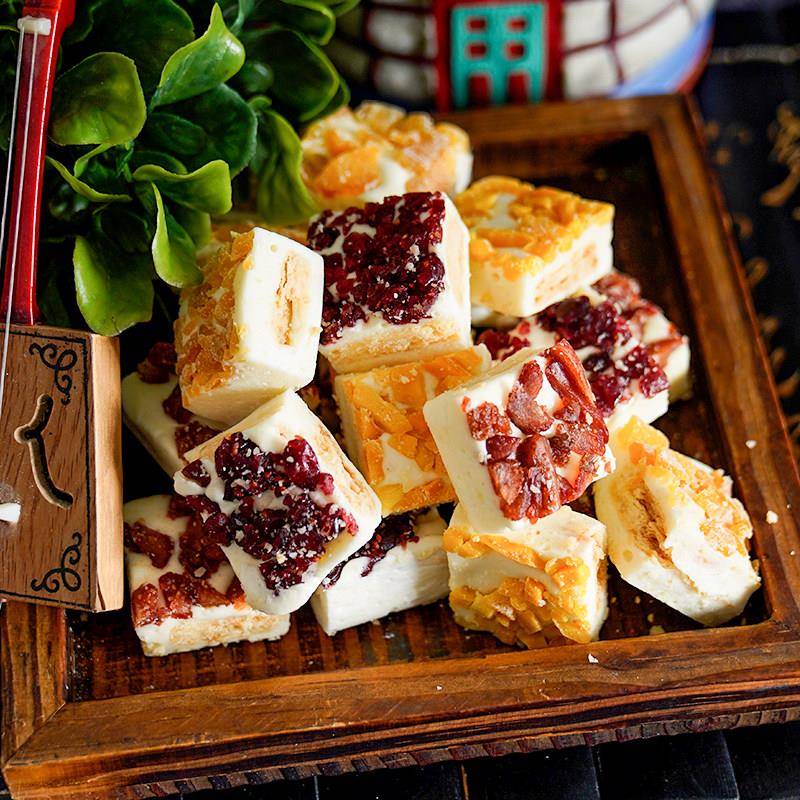 内蒙古特产牧小闲牛乳派散装袋装蔓越莓草莓芒果黄桃味休闲小零食