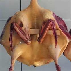 建瓯板鸭传统手工土板鸭腌制全翻鸭福建特产茶籽壳腊熏鸭整只