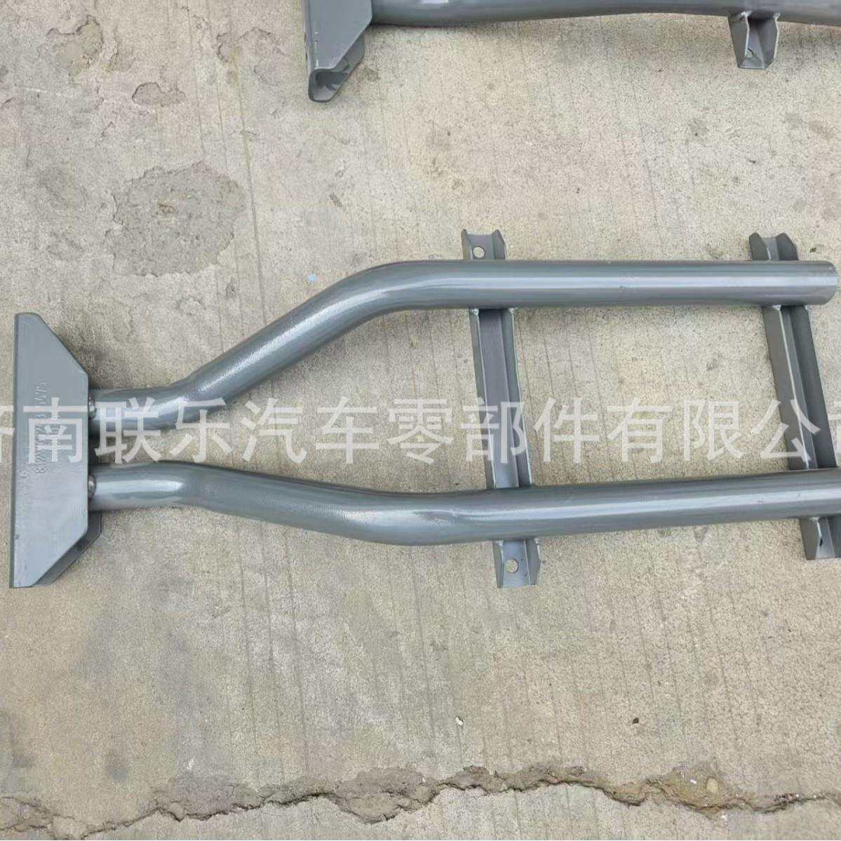 重型汽车配件大全 重汽豪沃 左后翼子板支架总成 812W61243-5475