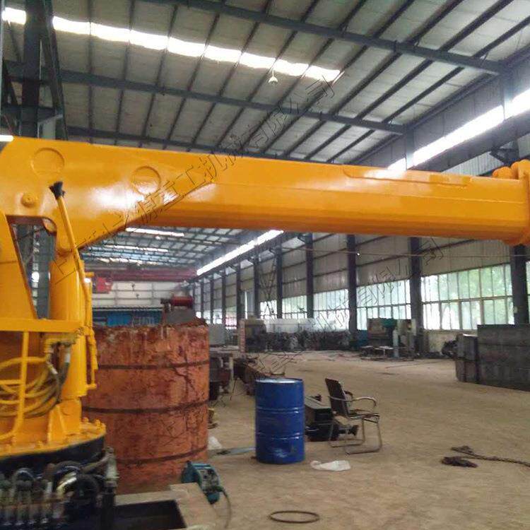 小型农用三轮车吊工程建筑施工自动起重机动臂式室内装修小吊车