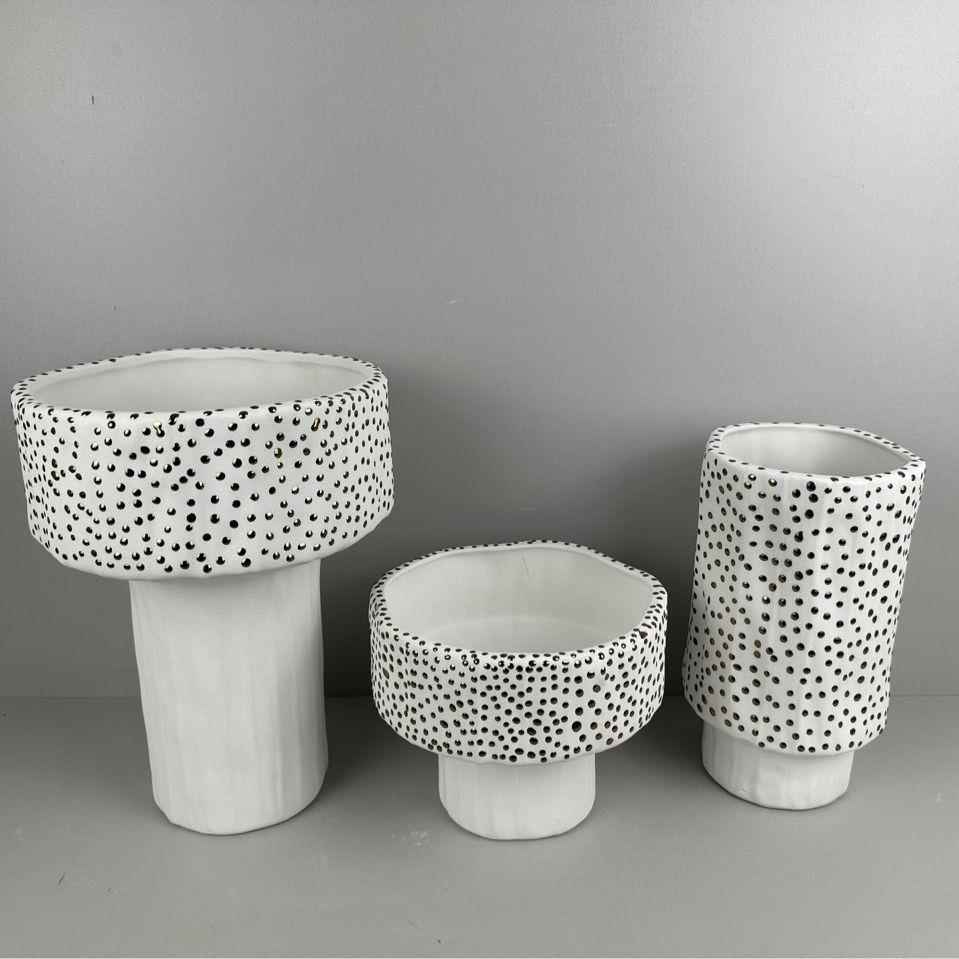 简欧现代白色陶瓷高脚花盆意式极简插花器客厅家居饰品花瓶摆件