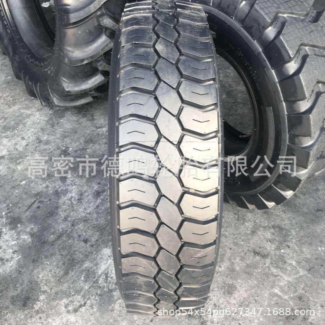 销售拖车轮胎 900R16 卡车钢丝轮胎 9.00R16