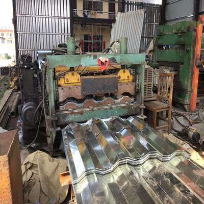 供应镀锌瓦楞板100*50*20C型钢檩条高强度承重楼承板