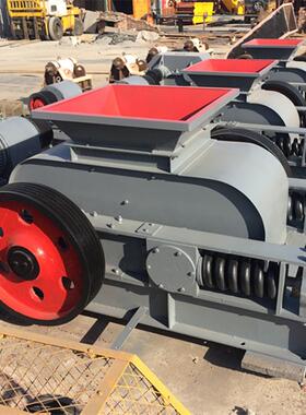 时产10吨棕刚玉粉碎机对辊破设备郑州610-400型双辊式破碎机