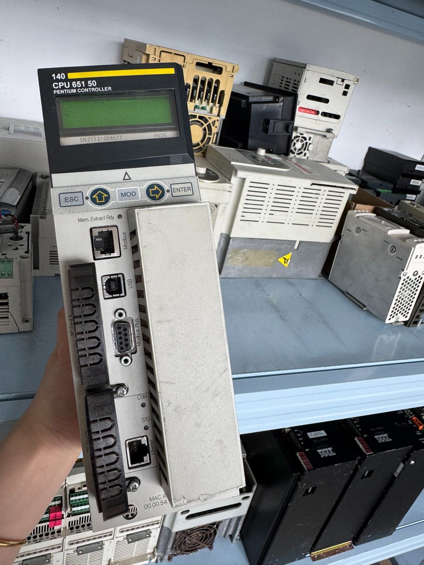 施耐德140CPU65150，功能正常，成色如图，单价包邮